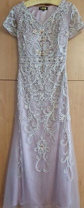 Vând rochie de ocazie marimea M