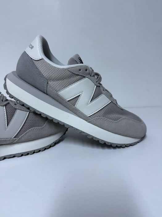 Adidasi New Balance marimea 39,5 noi, originali