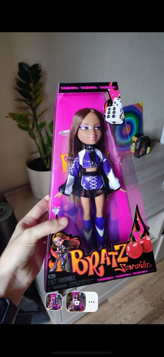 Bratz Ясмин Scortshin