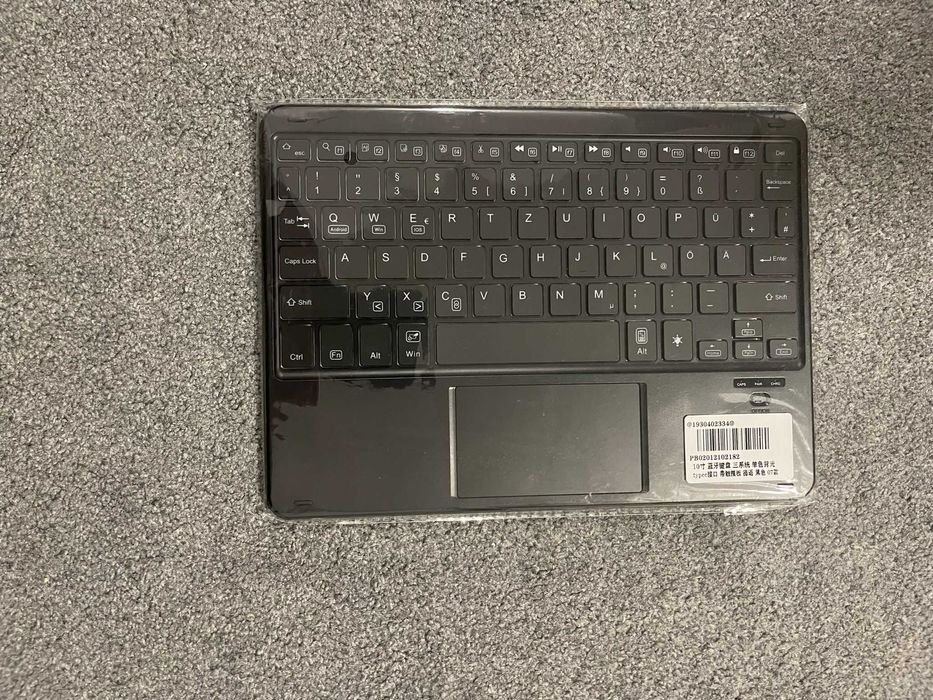 Tastatură wireless cu husă pentru tabletă
