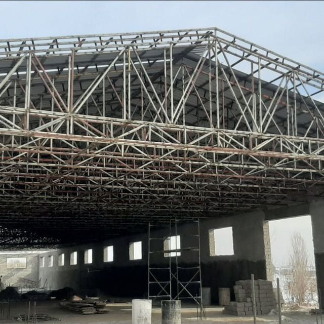 Biz sizlar uchun xar xil turdagi tom naves issiq xona