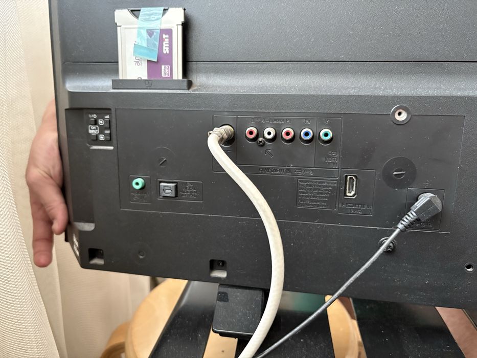 Продам телевизор