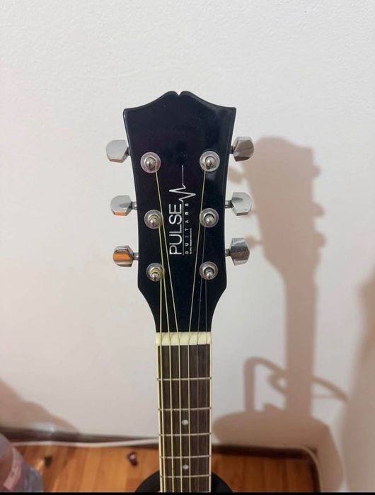 instrument muzical (chitară)