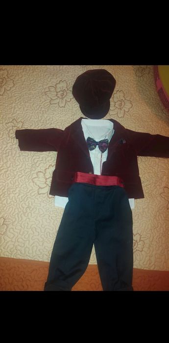 costum bebeluș băiat