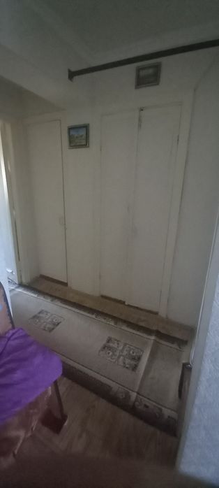 Продам квартиру  3