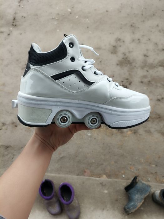 Rolik krassovka (yangi),  Кроссовки Roller 2-в-1 (новые)