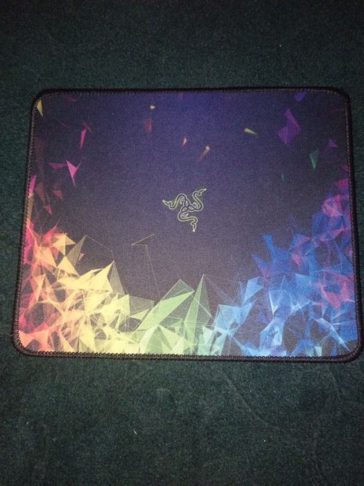 Mishka RGB va Gilamcha Telfon suyagich Sotiladi