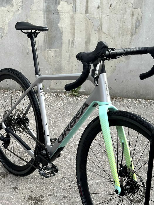 Gravel колело Orbea TERRA M30 Team APEX Groupset