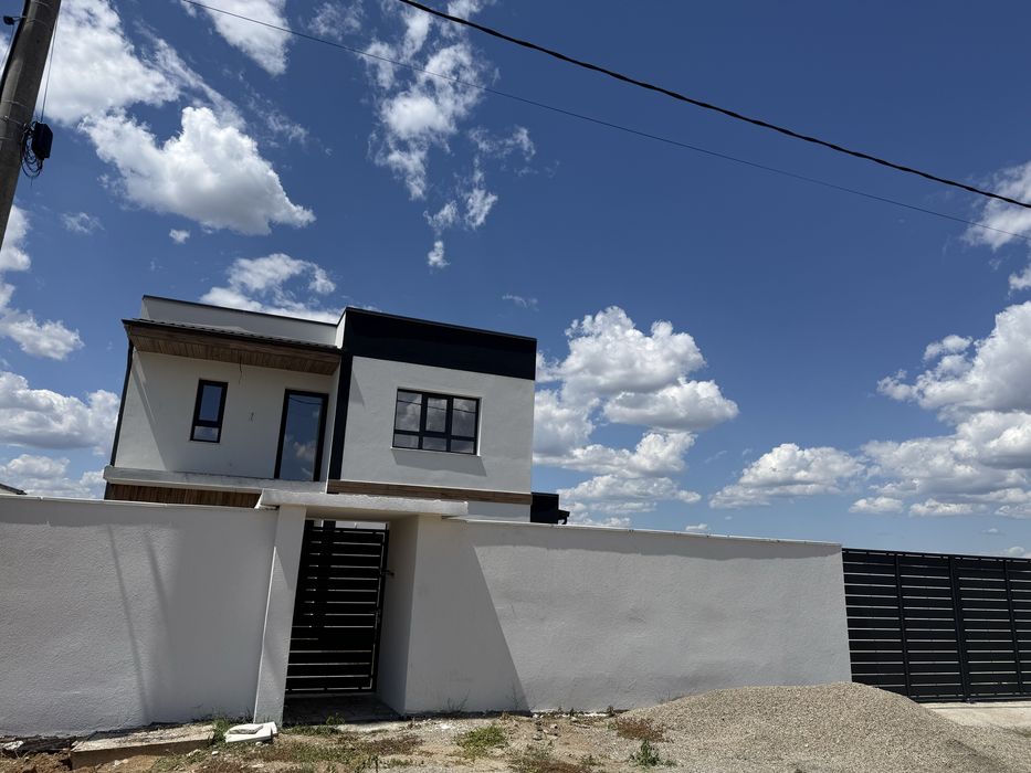 Vand casa zona ionumi