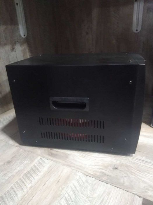 Стабилизатор AIWA D3VA (3000 VA)