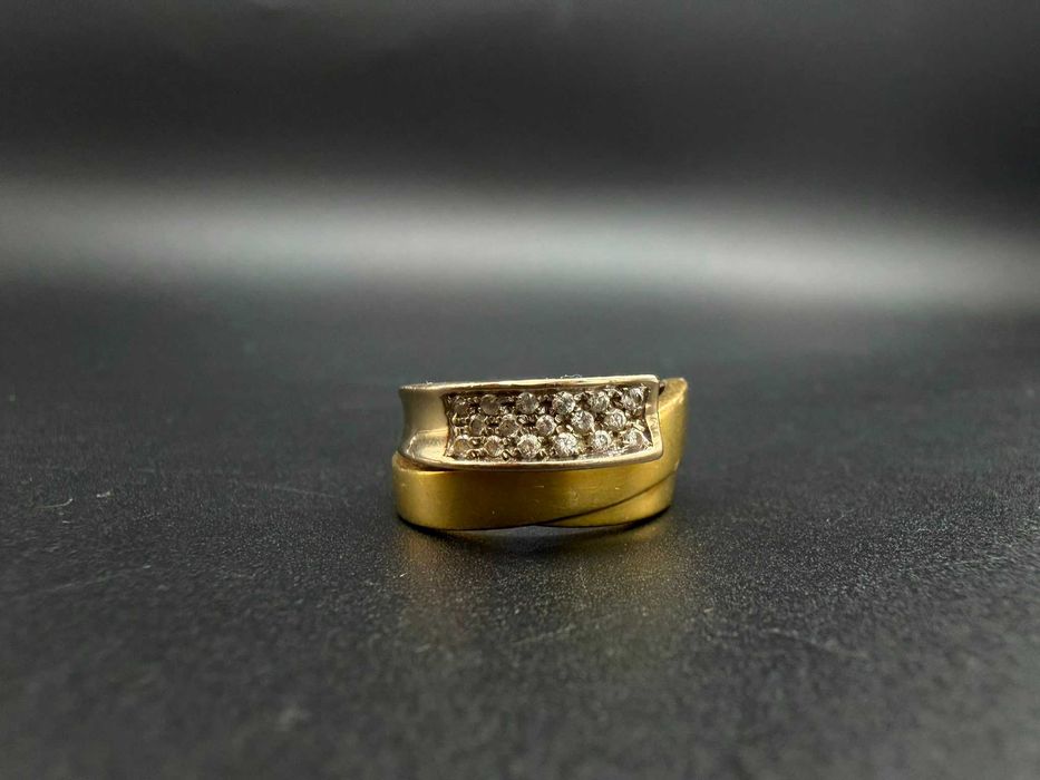 Dracula Amanet: Inel de Aur: 8,30gr/18k.