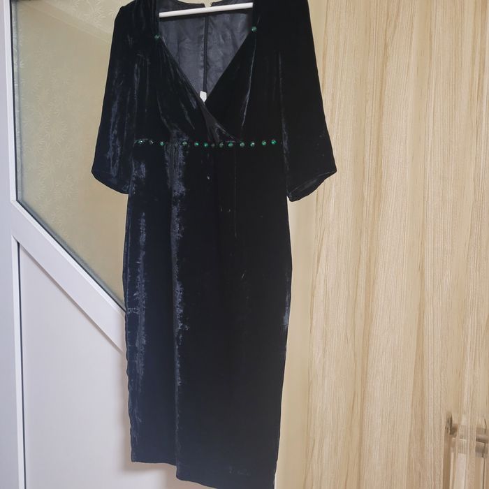 Rochie neagra catifea