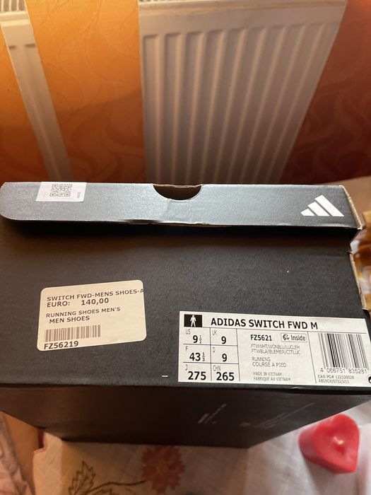 Adidas model deosebit
