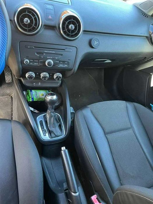 Audi A1 2010  1.4 benzina