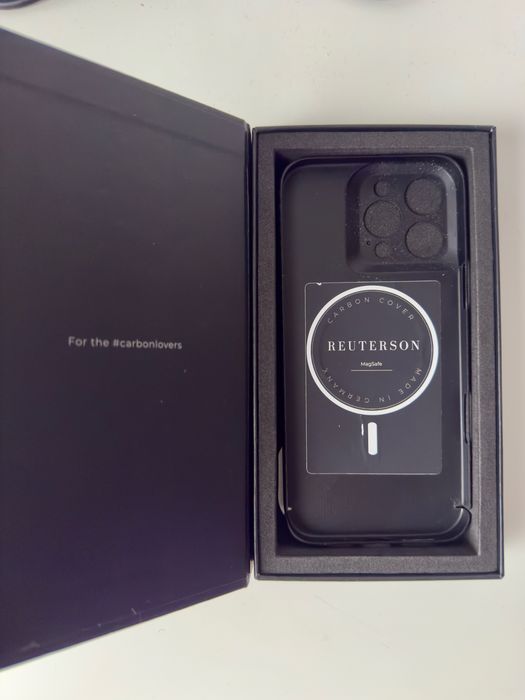 Husa Reuterson carbon cover