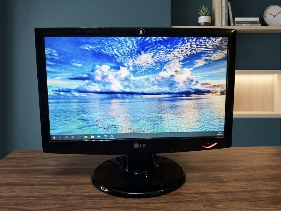 Монитор LG W1943CV 18.5" (б/у, рабочий)
