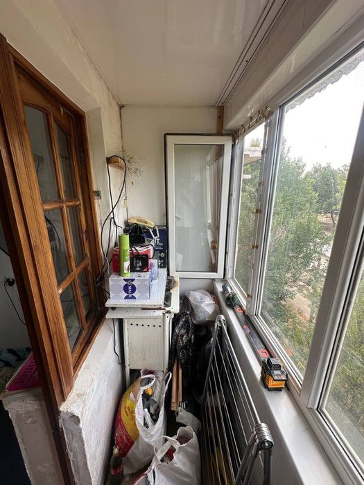 Чирчик шахар 3 м/р 1х сотилади 21.300$ Бош толов ва Паспорт бн Ипотека