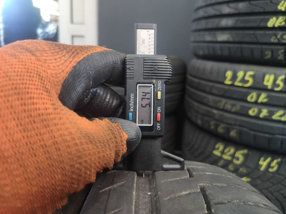 1бр Лятна гума 225 45 17 - Continental