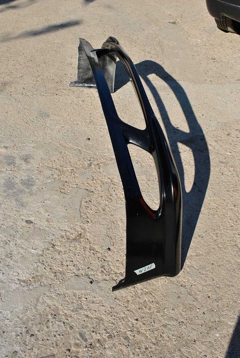 Тунинг спойлери за MERCEDES E-CLASS W210 тип AMG / Мерцедес В210