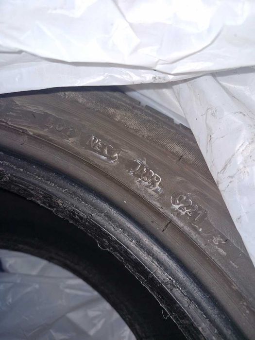 Гуми Good Year all seasons 285 45 R20 Run Flat