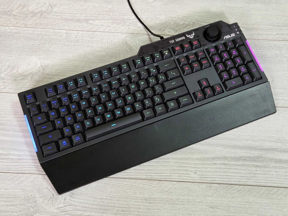 1г. ГАРАНЦИЯ Геймърска Клавиатура ASUS TUF Gaming K1 (RGB / Aura Sync) gaming keyboard асус туф к1
