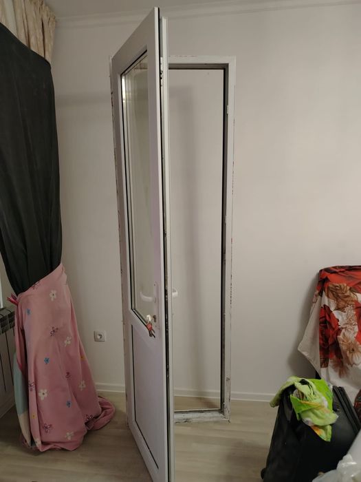 Пластик есік.Жағдайы жақсы