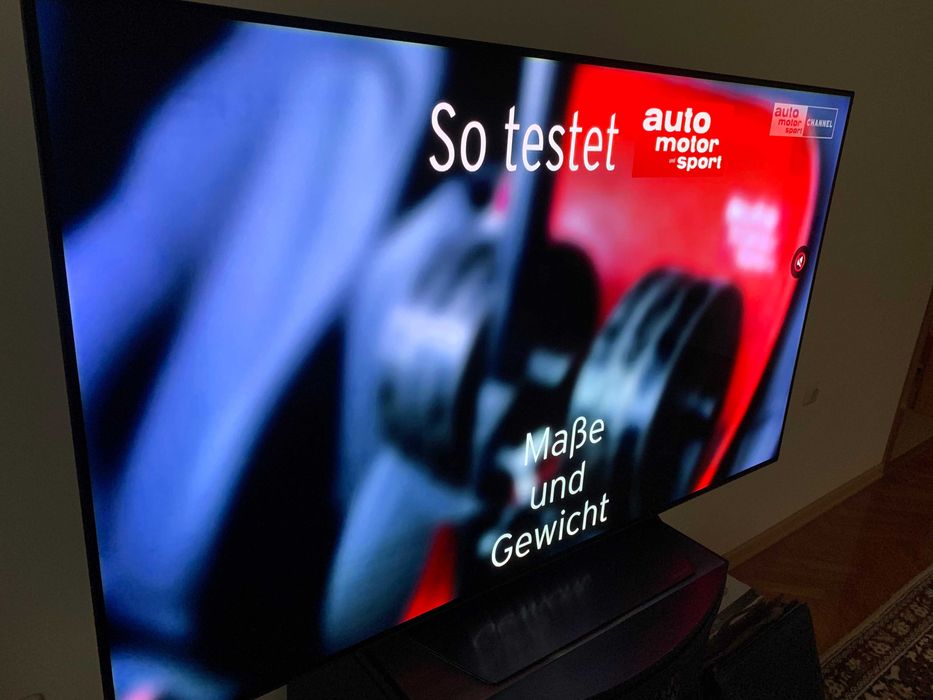 Телевизор LG  OLED 55 инча