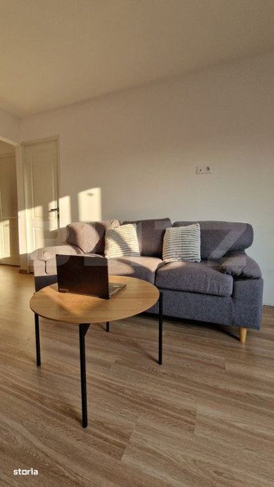 Apartament cu 3 camere, parcare inclusa, curte privata, zona Tineretul — fotografia 1
