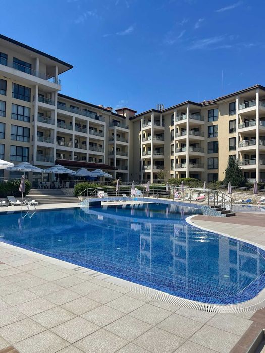 Продава се Тристаен апартамент в Бяла - 111 кв.м за 1082 €/кв.м - Снимка #5