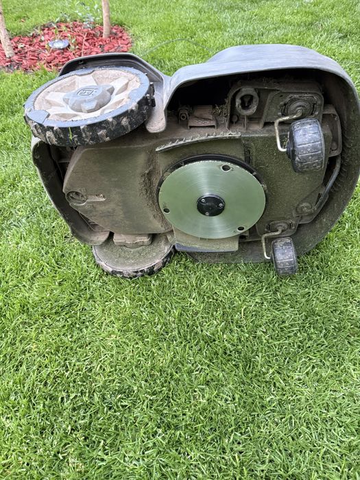 Vand robot gazon husqvarna automower 305
