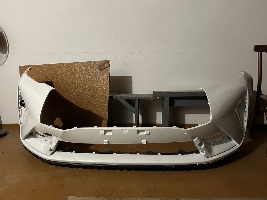 Бампер на Haval H6/ Хавал H6. Новый, цвет белый жемчуг.