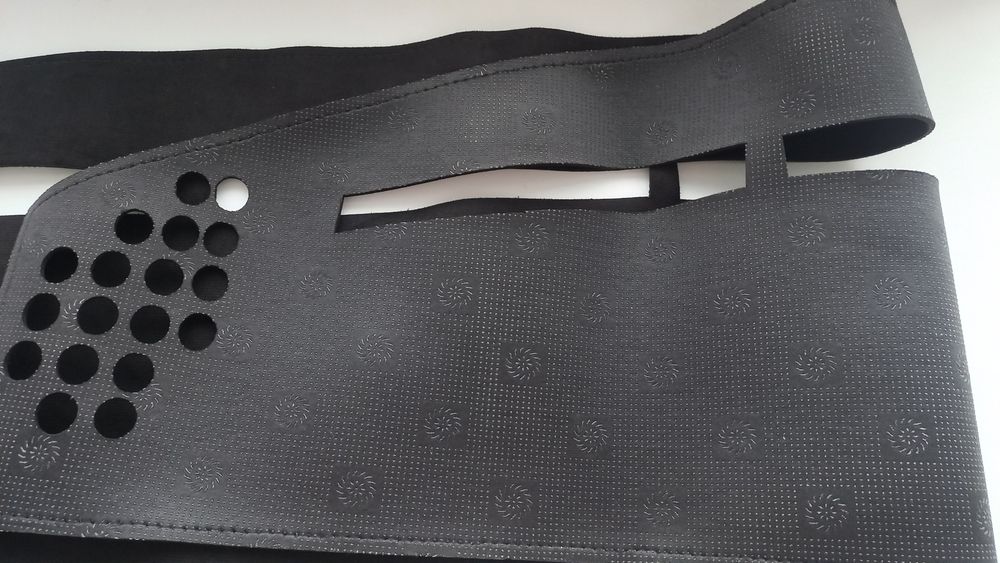 Накидка на панель Мерседес 124