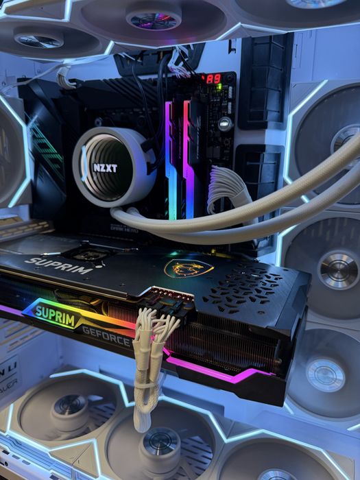 PC Ryzen 9 5900x cu RTX 3070 Suprim X