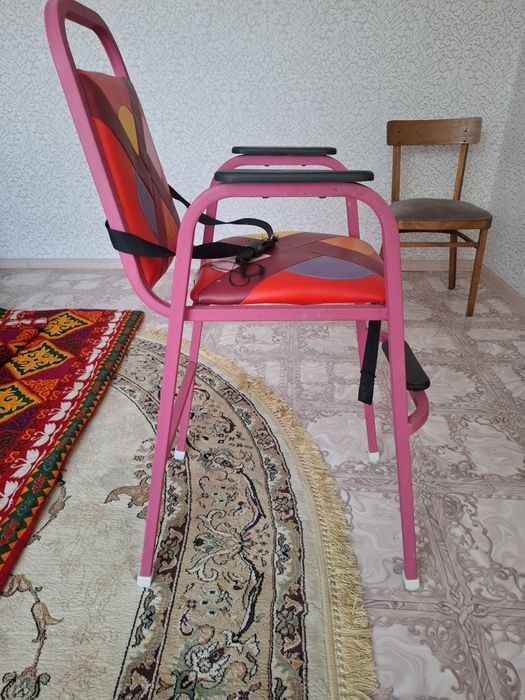 Продам детский стульчик.