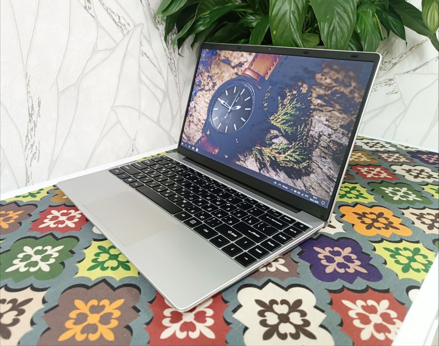 НОУТБУК Hydra Win 10 Pro SSD.