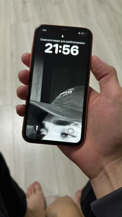 Продам Iphone XR