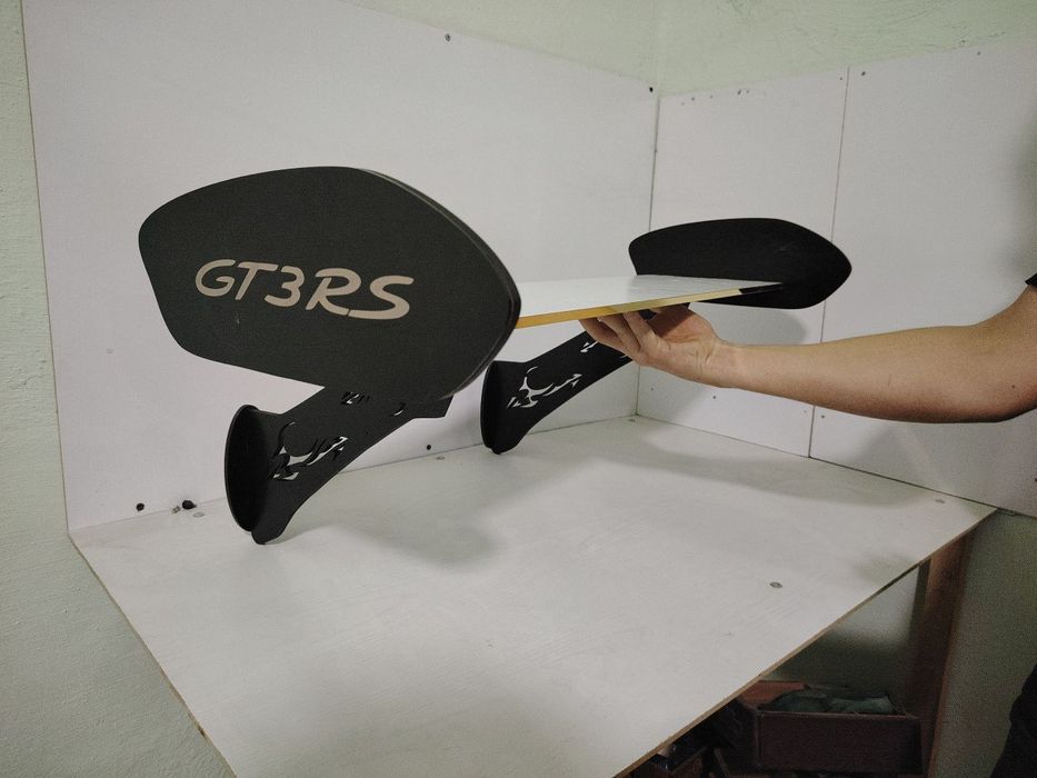 Полка в виде спойлера GT3 RS