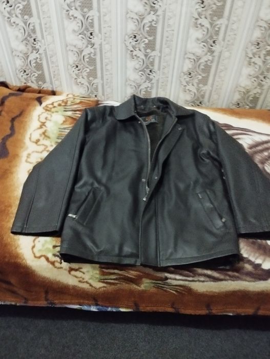 Продам куртку кожзам