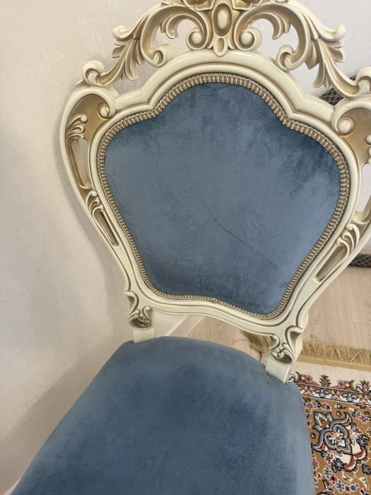 Продам корольевские стулья