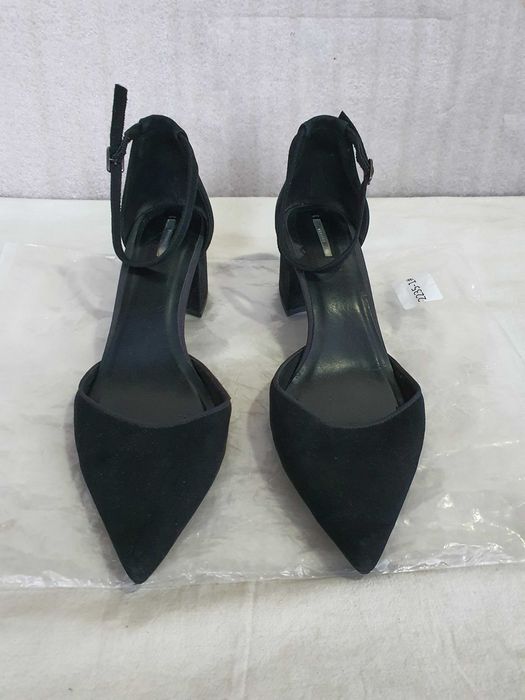 Продаются Туфли Женские