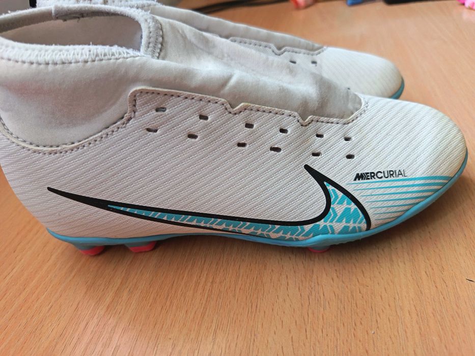 Vand ghete footbal nike