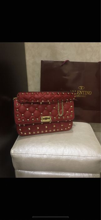 Сумочка  красная