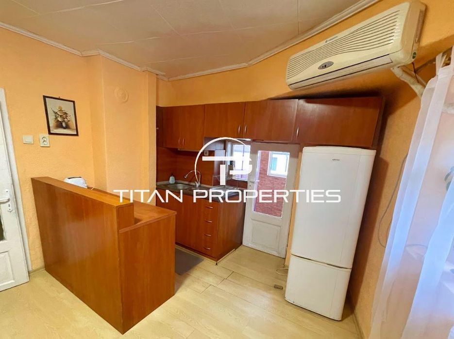 Дава се под наем Четиристаен апартамент в Варна, Гръцка махала - 120 кв.м за 500 € - Снимка #7