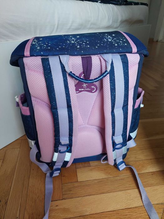 Раница за първи клас