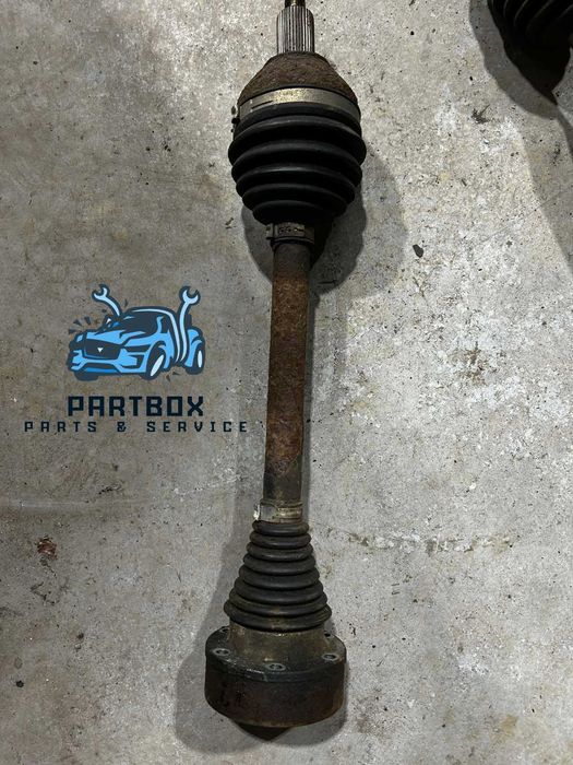 Лява полуоска Seat Ibiza 2013 1.2 бензин