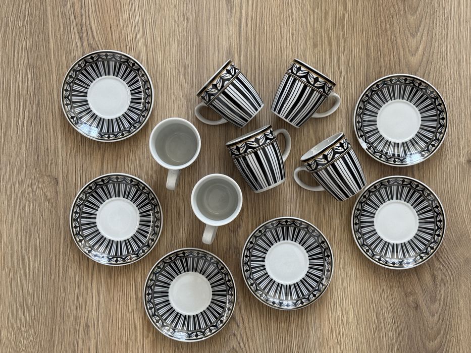 Чаши и чинийки за кафе, чай, топли напитки