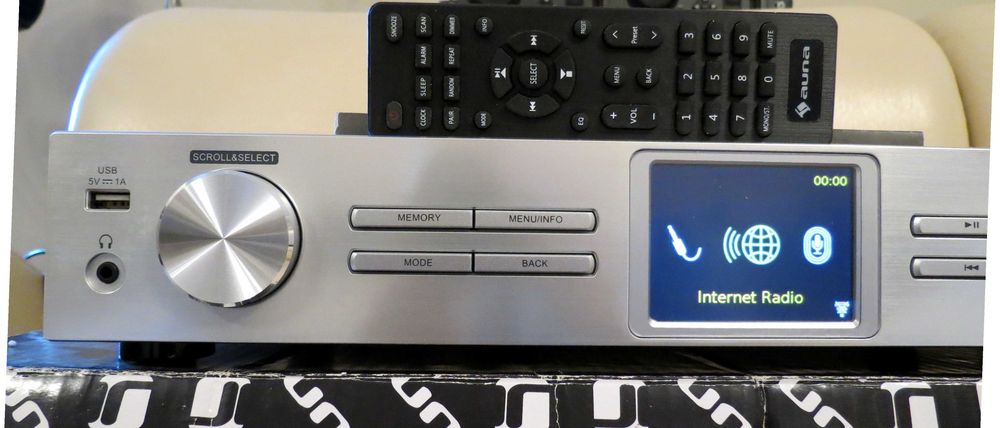 Auna  iTuner 320 BT Digital Hi-Fi Tuner with Bluetooth and WiFi ,Spotify Connect ,Internet, DAB+ and FM Tuner, DLNA & UPnP, USB ,Network Media Player