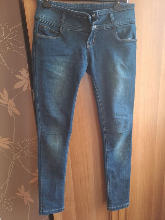 Дрехи за магазин втора употреба