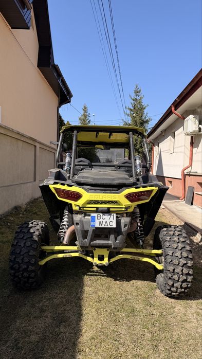 Polaris rzr 1000
