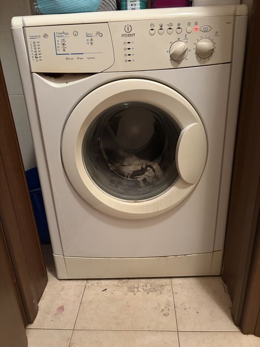 Пералня Indesit 5 кг / 600 об./мин. – работи без проблем